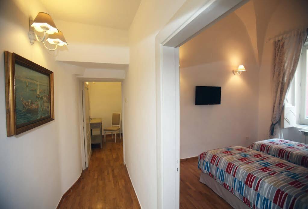 Relais Metis Hotel Naples Exterior photo
